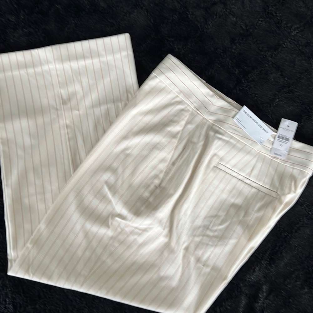 Ann Taylor slim wide-leg crop